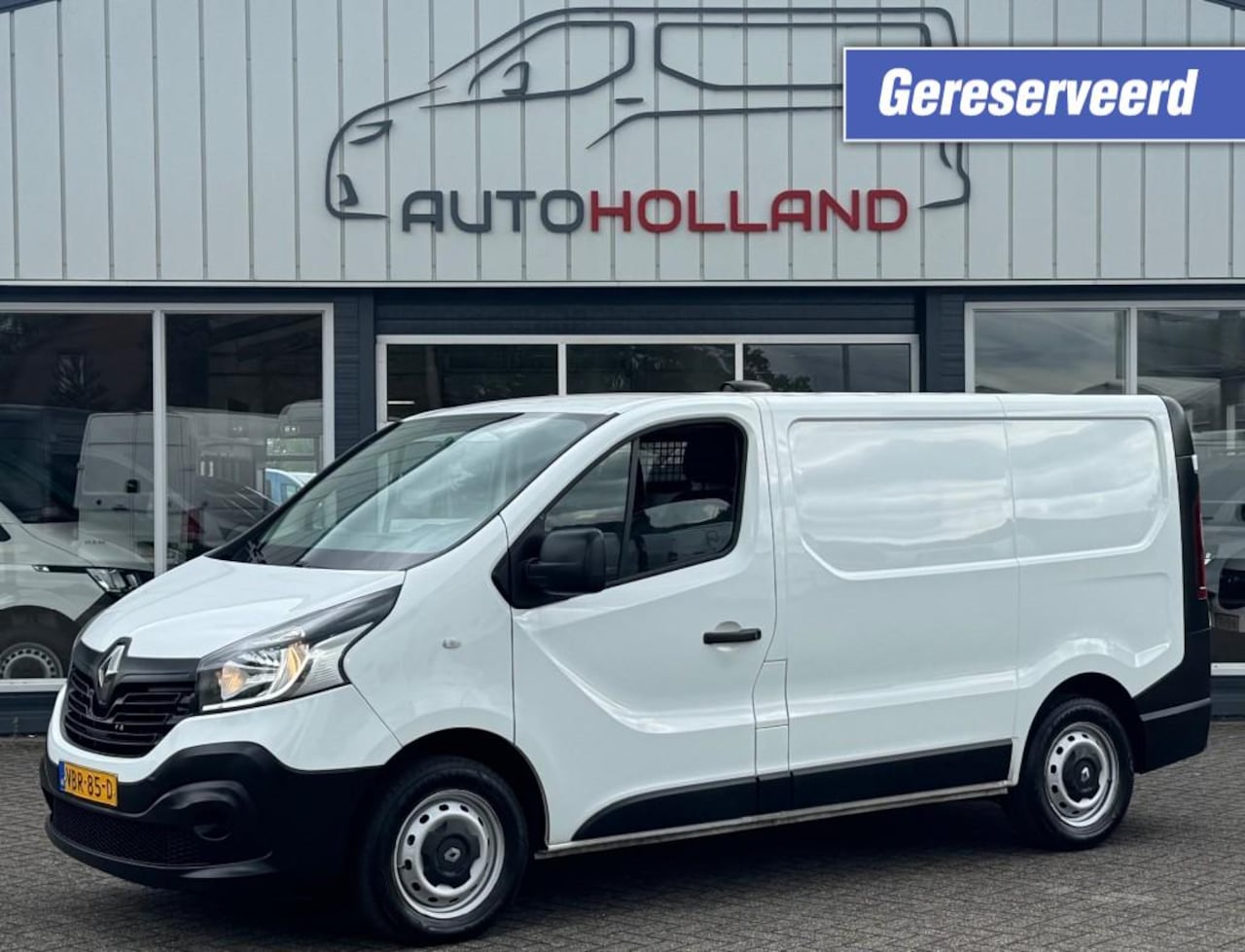 Renault Trafic - 1.6 DCI 70KW 95PK EURO 6 AIRCO/ CRUISE CONTROL/ NAVIGATIE/ PARKEERSENSOREN/ 100% DEALEROND - AutoWereld.nl