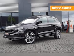 Skoda Karoq - 1.5 TSI DSG Sportline/ Panodak/ Navi/19 LM /Camera/Trekhaak wegk