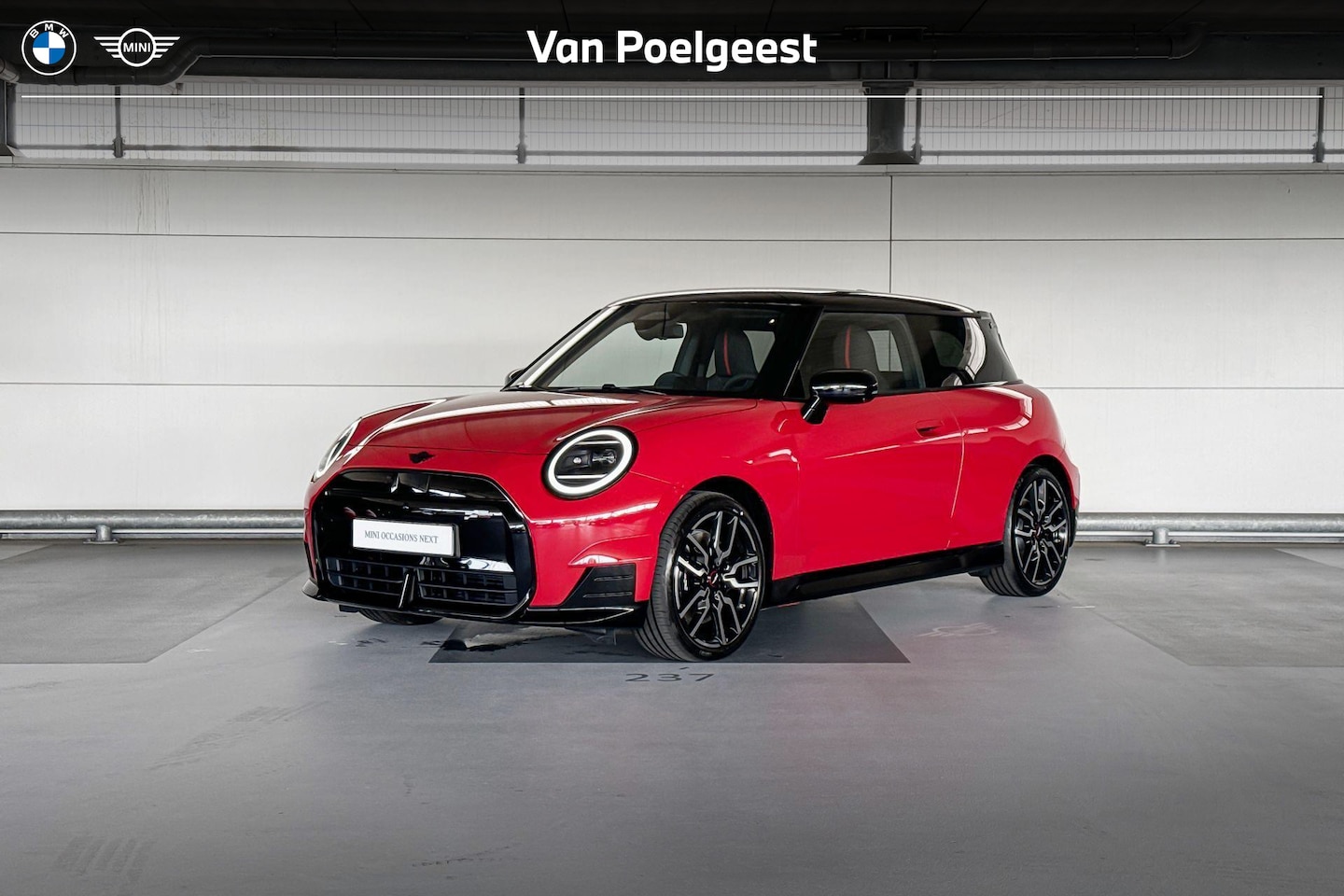MINI Mini-Electric - Cooper SE John Cooper Works | Pakket XL - AutoWereld.nl