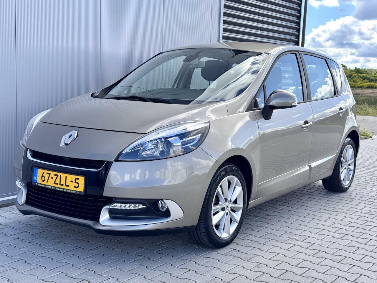 Renault Scénic - 1.2 TCe Collection Facelift | Dealer onderhouden! - AutoWereld.nl