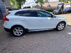 Volvo V40 Cross Country - 2.0 D3 Momentum Navi, Camera, Euro 5, PDC