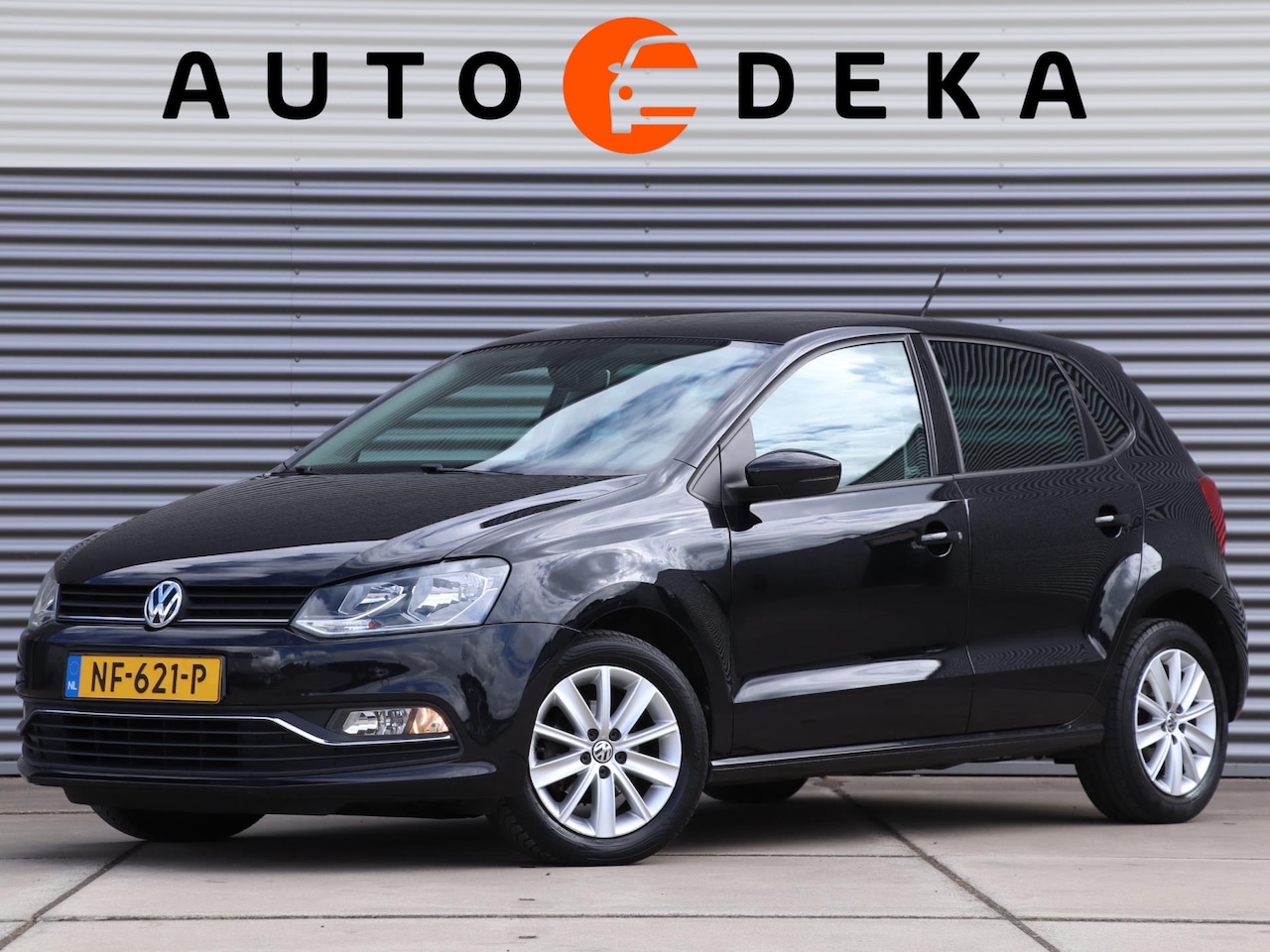 Volkswagen Polo - 1.4 TDI Comfortline *Navigatie*Trekhaak*Cruisecontr.* - AutoWereld.nl