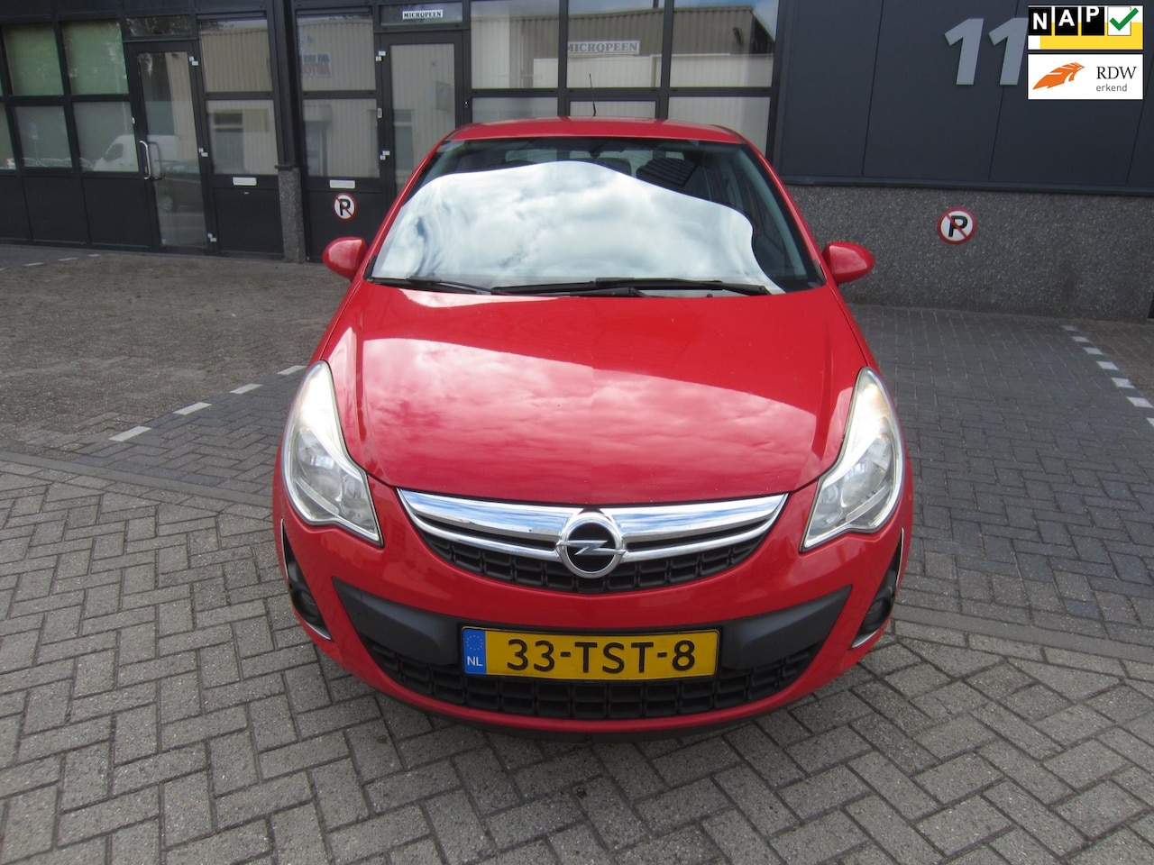 Opel Corsa - 1.4-16V Anniversary Edition 2012 Airco 5-Deurs NAP! APK! - AutoWereld.nl