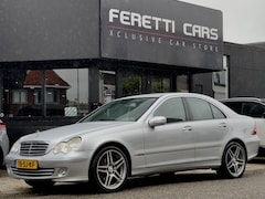 Mercedes-Benz C-klasse - 180 KOMPRESSOR ELEGANCE 195D.KM NAVI AIRCO LED 18 INCH-AMG LMV PDC
