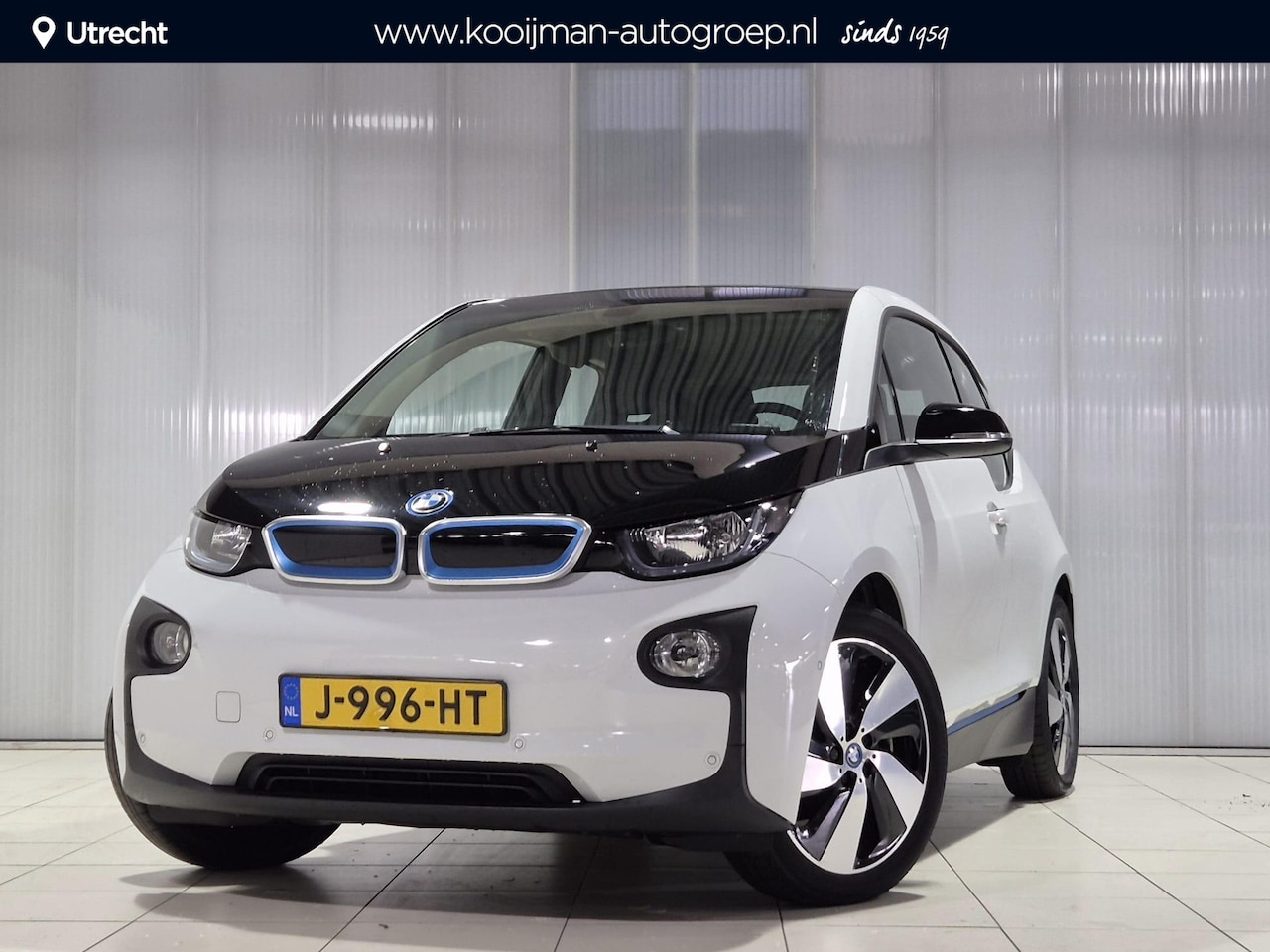 BMW i3 - Basis Comfort Advance 22 kWh | 19'' LM Velgen | Stoelverwarming | Nette auto | - AutoWereld.nl