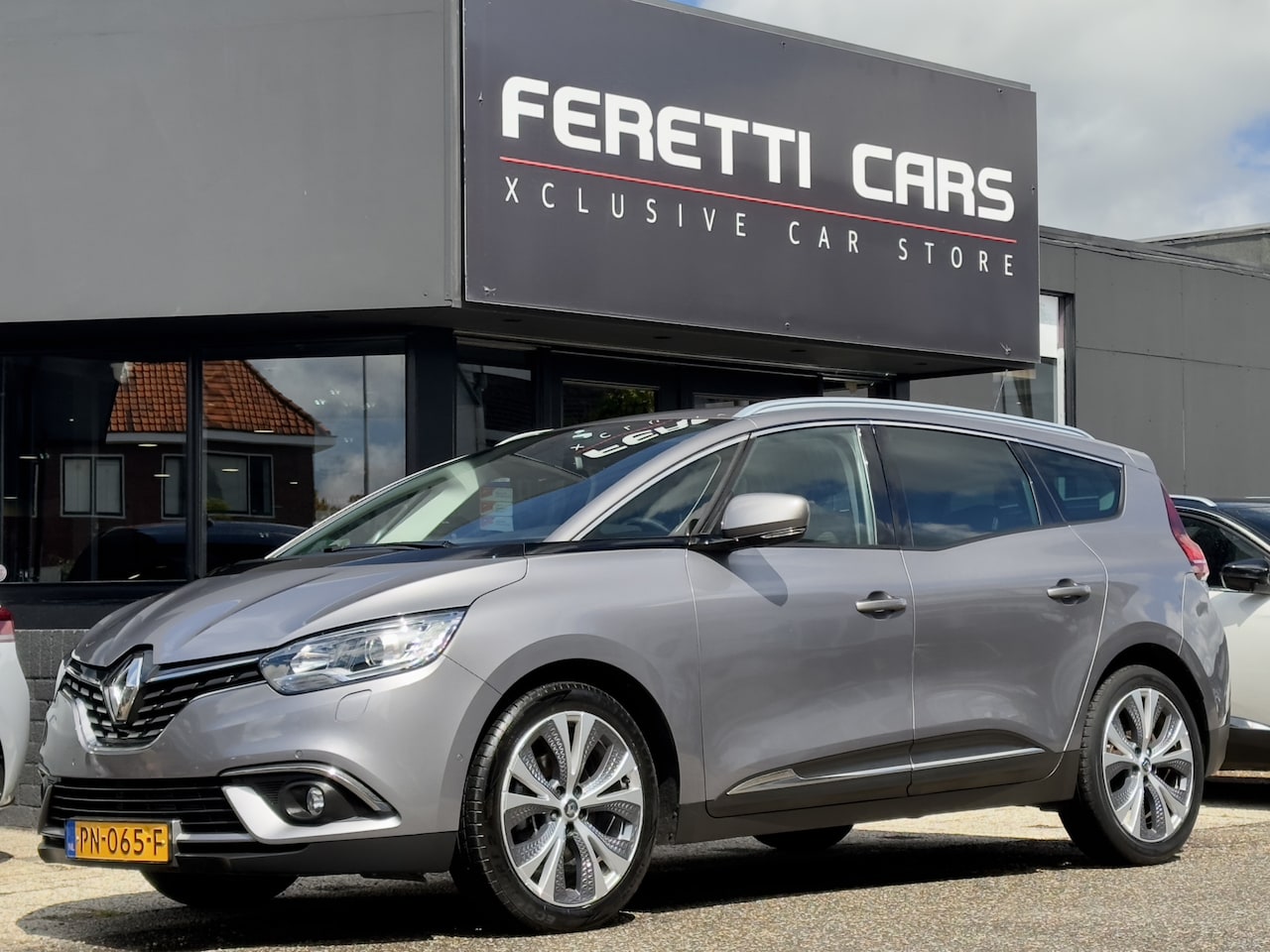 Renault Grand Scénic - 1.5 dCi AUT7 INTENS LEDER NAVI CAMERA AIRCO LED 18 INCH-LMV PDC - AutoWereld.nl