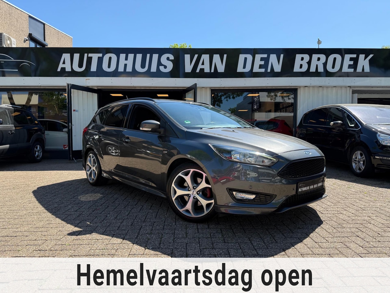 Ford Focus Wagon - 1.5 ST-Line 150Pk Automaat Cruise Climate Ctr Lmv Elek Pakket Nw Apk - AutoWereld.nl