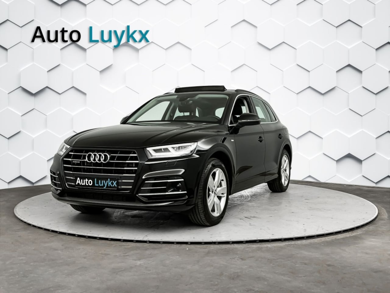 Audi Q5 - 55 TFSI-e S-Line Sport Hybride Automaat | 367 PK | Panoramadak | Elektrische achterklep - AutoWereld.nl
