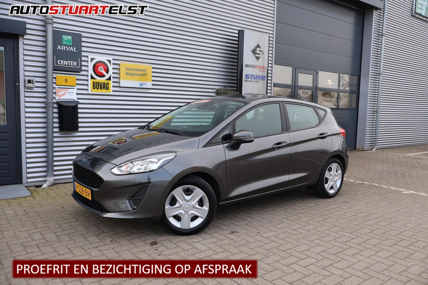 Ford Fiesta - 1.1 Trend Carplay | Metal Gray | Volledig Onderhoud | 1e eigenaar - AutoWereld.nl