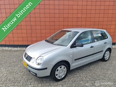 Volkswagen Polo - 1.4-16V Comfortline/airco/trekhaak/cruise/