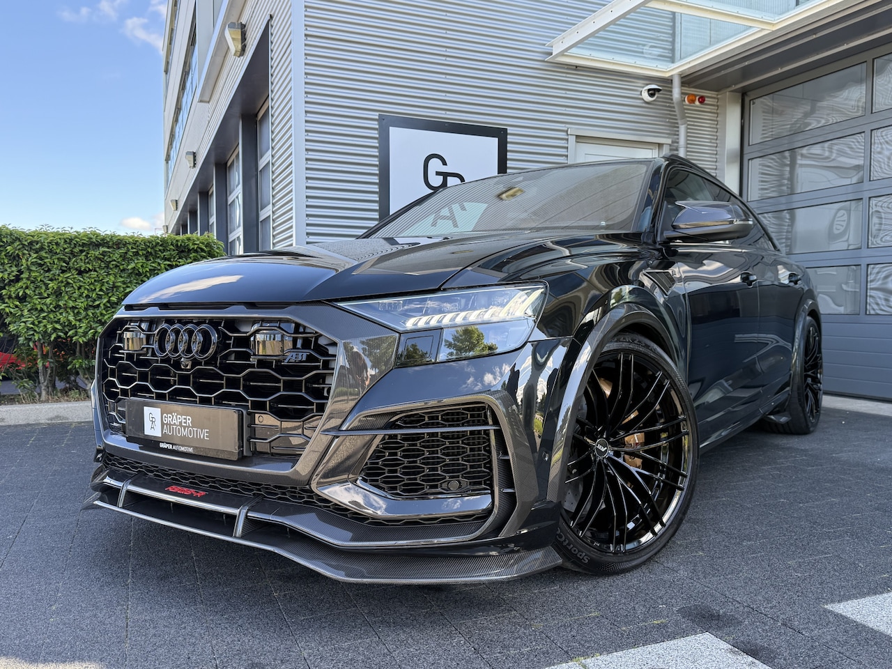 Audi RSQ8 - ABT-R 1 OF 125 4.0 TFSI quattro | B&O | Carbon | BTW | 800pk - AutoWereld.nl
