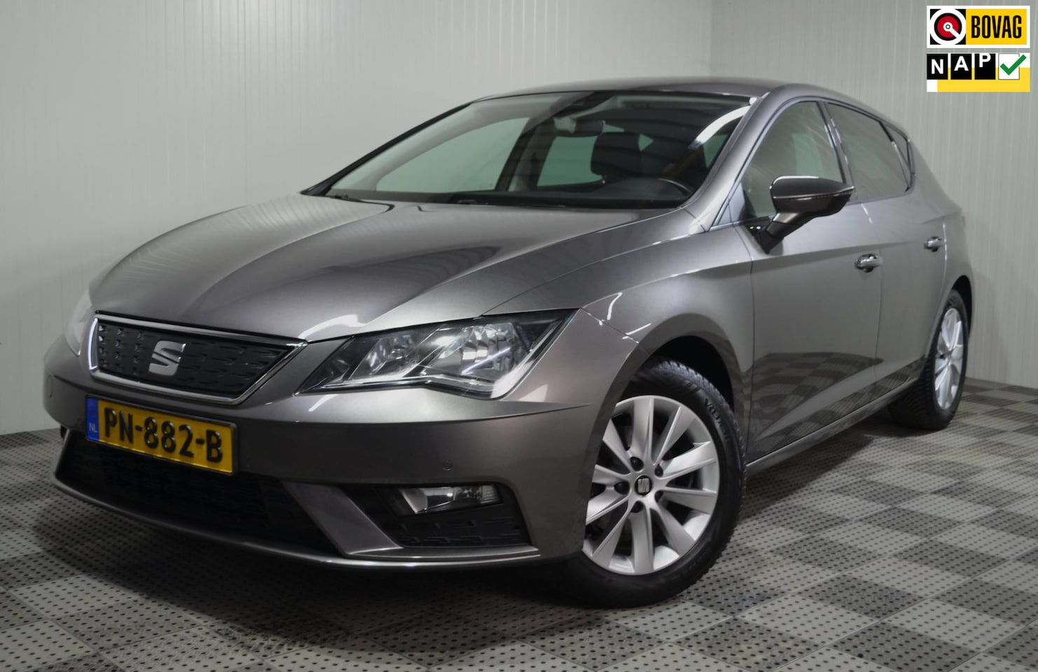 Seat Leon - 1.0 EcoTSI Style Business Intense / DSG / Pdc / Carplay / NL auto - AutoWereld.nl