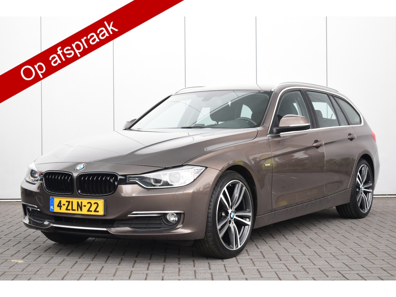 BMW 3-serie Touring - 316d Automaat Executive Luxery-Line Sportstoelen 19' M-Sport-LMV Navi Trekhaak - AutoWereld.nl