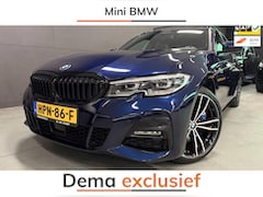 BMW 3-serie Touring - 330e M-SPORT PANO/H-KARDON/STOEL-M/NAVI/CAM/DAB/CARPLAY///