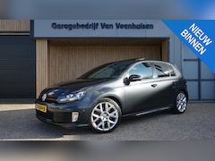 Volkswagen Golf - 2.0 GTI 235PK Edition 35 DSG schuif/kantel dak stoelverw * 104814km* Xenon Clima Dcc 18inc