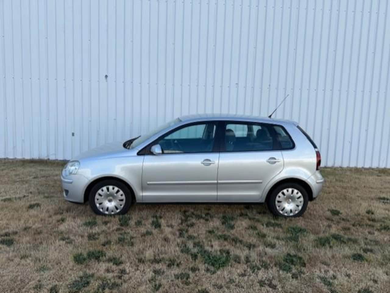 Volkswagen Polo - 1.4-16V Comfortline 1.4-16V Comfortline - AutoWereld.nl