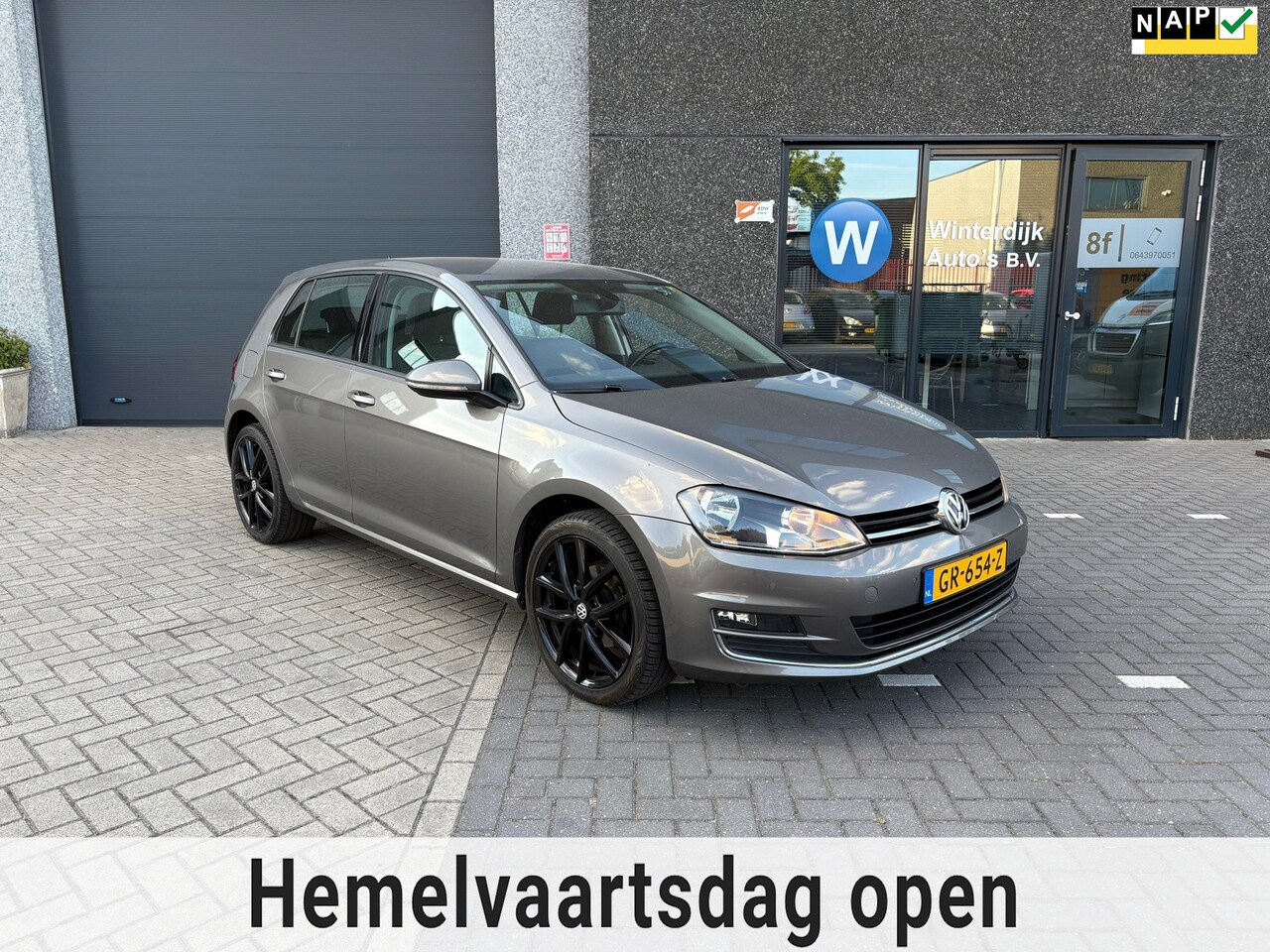 Volkswagen Golf - 1.2 TSI Highline Camera Clima Navi Cruise Parkeersensoren - AutoWereld.nl
