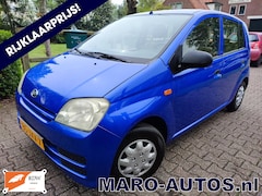 Daihatsu Cuore - 1.0-12V 5d. Anniversary | NW. DISTR.+KOPPELING 5-DEURS Boekjes 2009| RIJKLAAR
