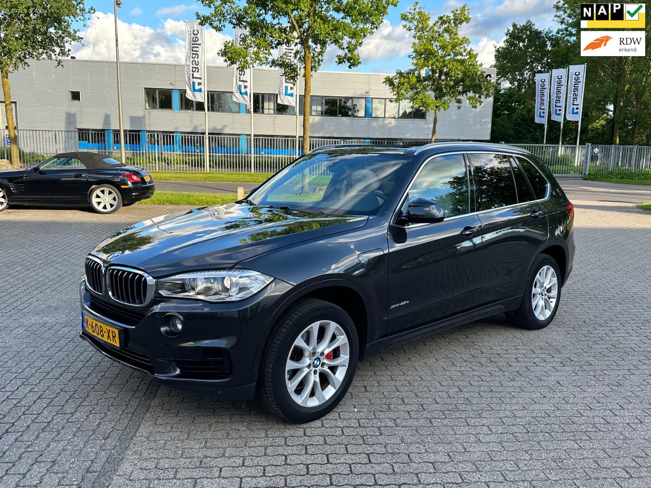 BMW X5 - XDrive40e High Exe|PANO|TREKHAAK|HUD|3xTV|VOLL - AutoWereld.nl