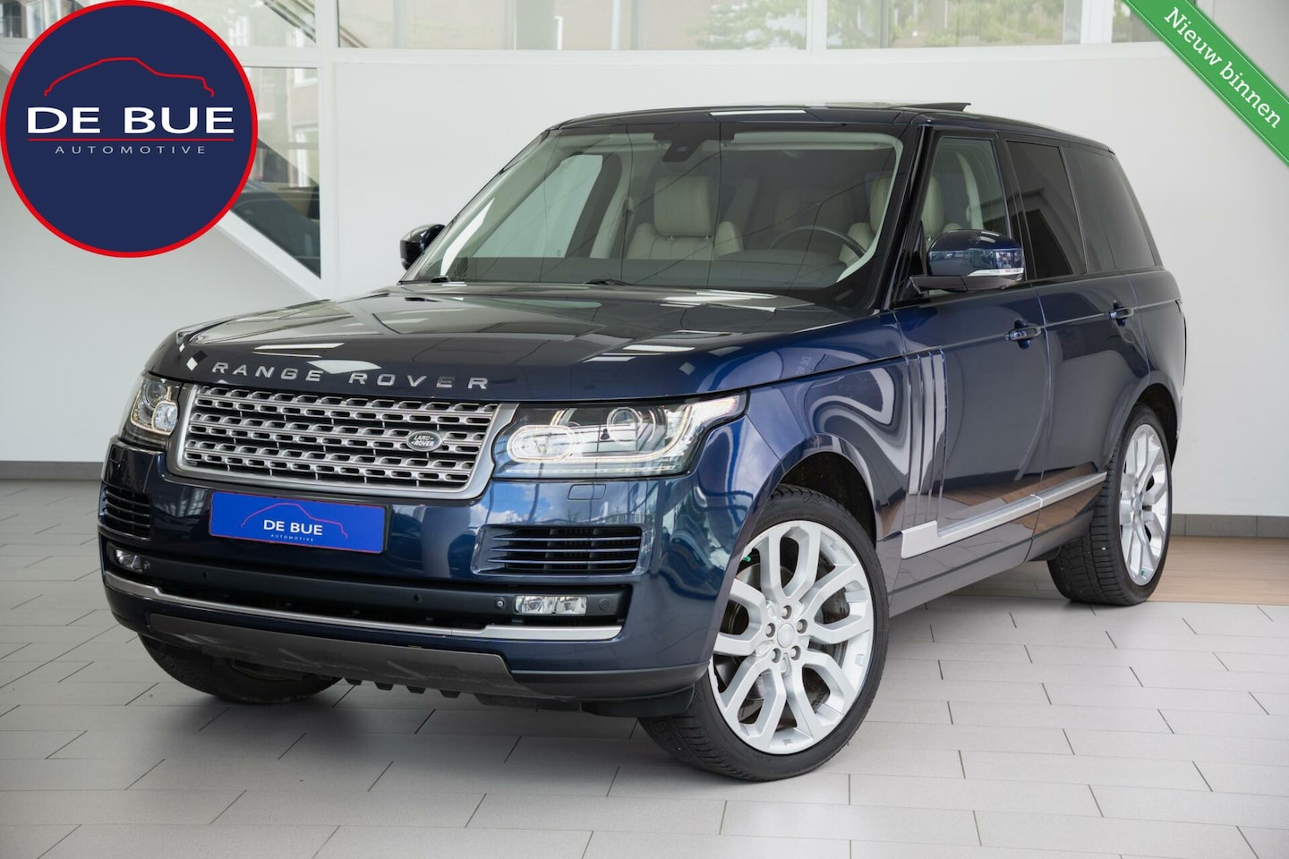 Land Rover Range Rover - 3.0 TDV6 Vogue Pano Meridian Trekhaak Soft Close DAB Dealer Onderhouden - AutoWereld.nl