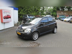 Toyota Yaris - 1.3 VVT-i S-Line