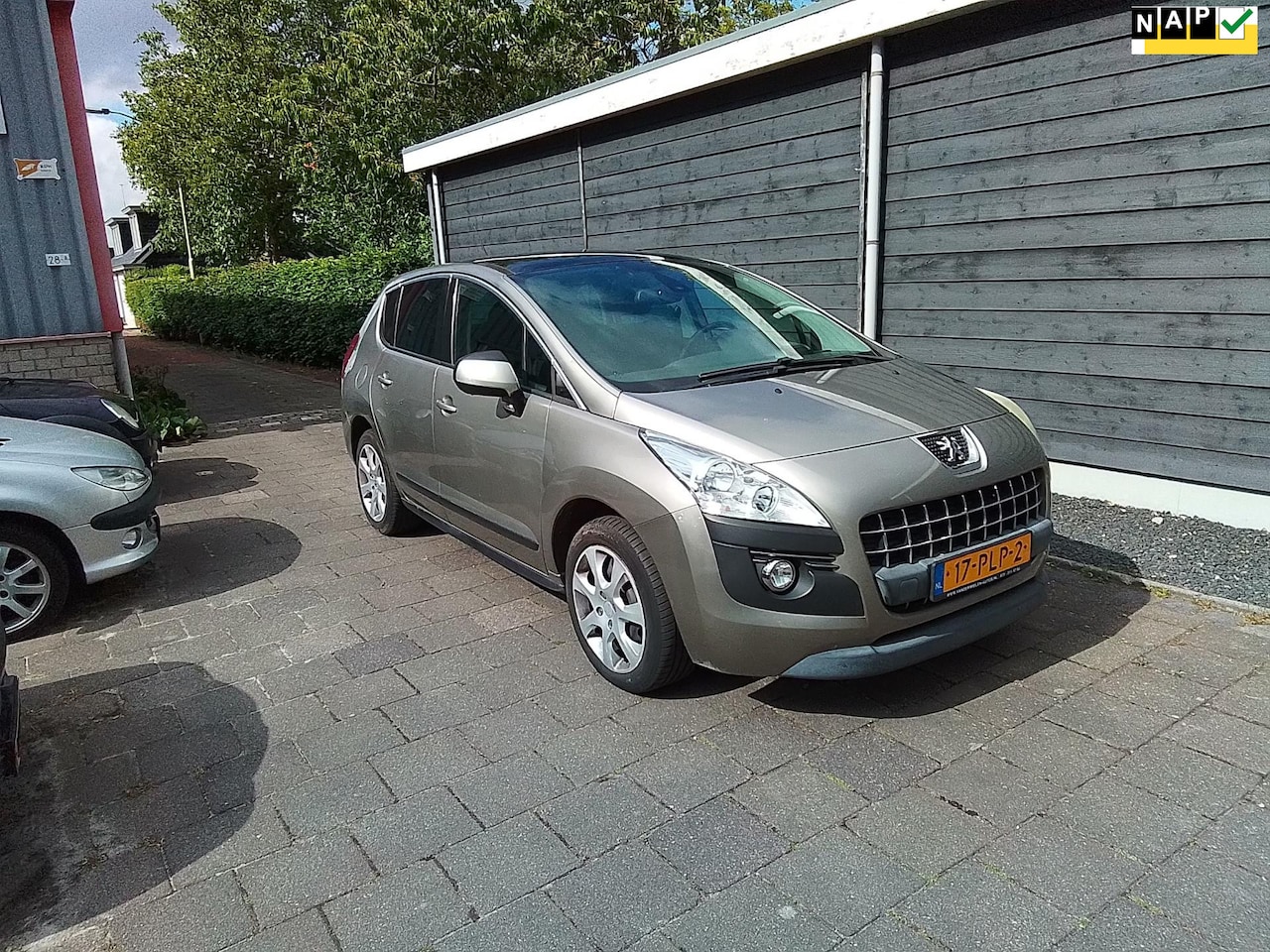 Peugeot 3008 - 1.6 VTi Première NL AUTO NAPKM 168752 Zeer LUX.s TREKHAAK PANARAMADAK - AutoWereld.nl