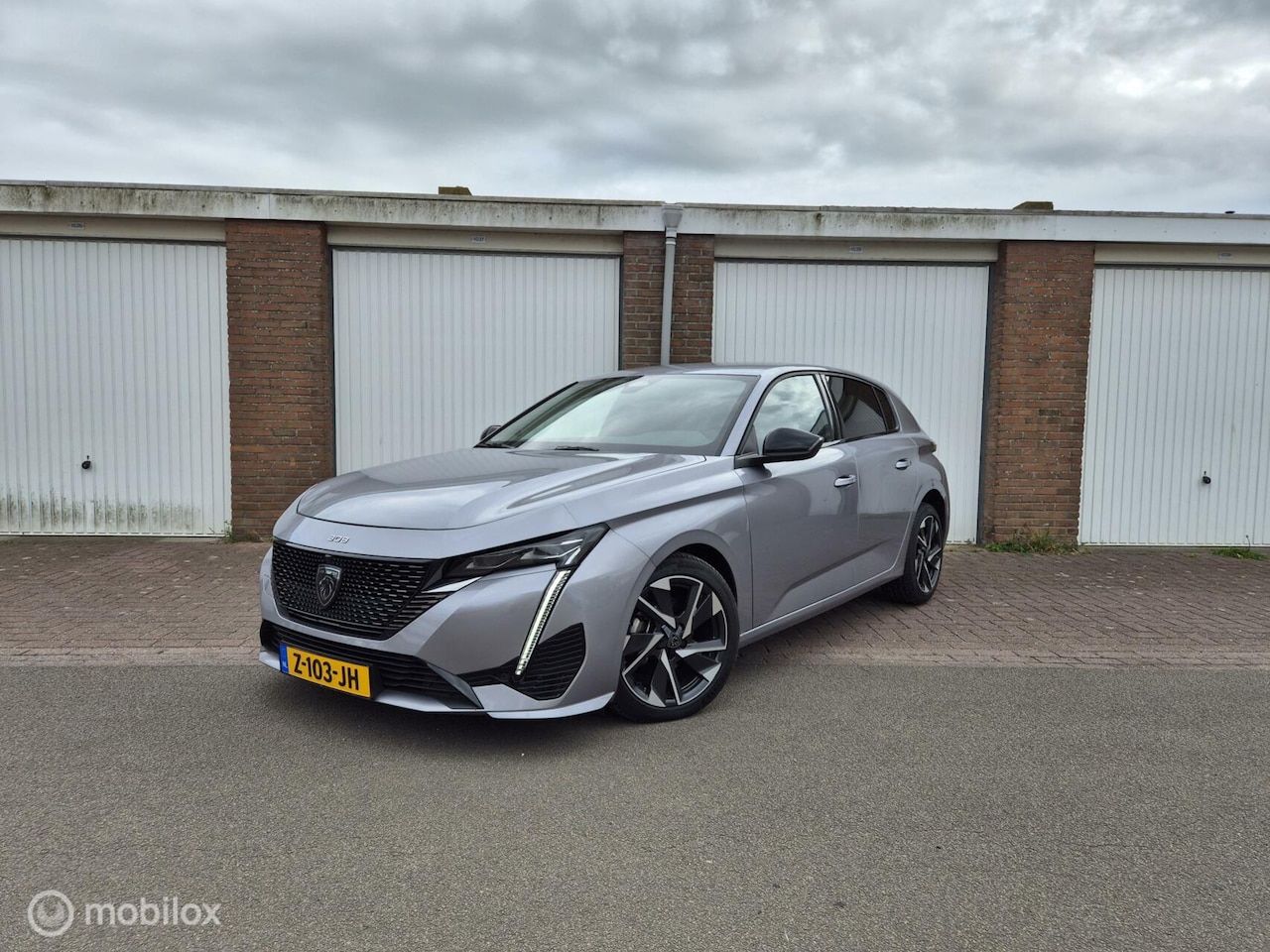 Peugeot 308 - 1.2 PureTech Allure / BTW Auto / Automaat / Led / ACC / Achteruitrijcamera - AutoWereld.nl