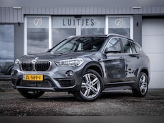 BMW X1 - SDrive20i High-Executive Trekhaak I Head-up I NL-auto I Dealer-ond. I Elek.-A.klep I Sport