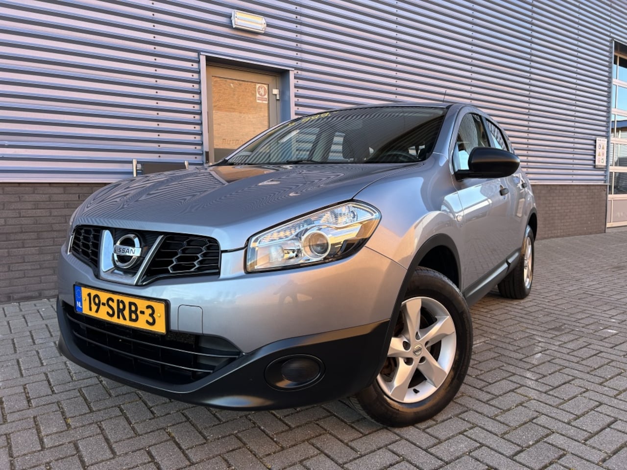 Nissan Qashqai - 1.6 Visia 1e Eig! Dealer onderhouden! NAP! - AutoWereld.nl