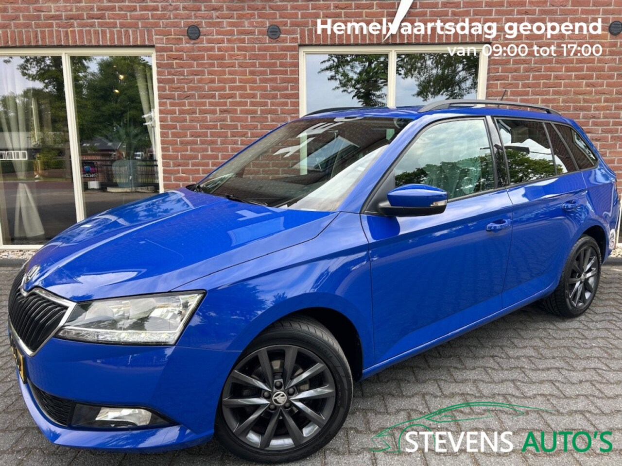 Skoda Fabia Combi - 1.0 TSI Bus. Edition NIEUWE APK / CARPLAY / ANDROID / DAB+ / NAV - AutoWereld.nl