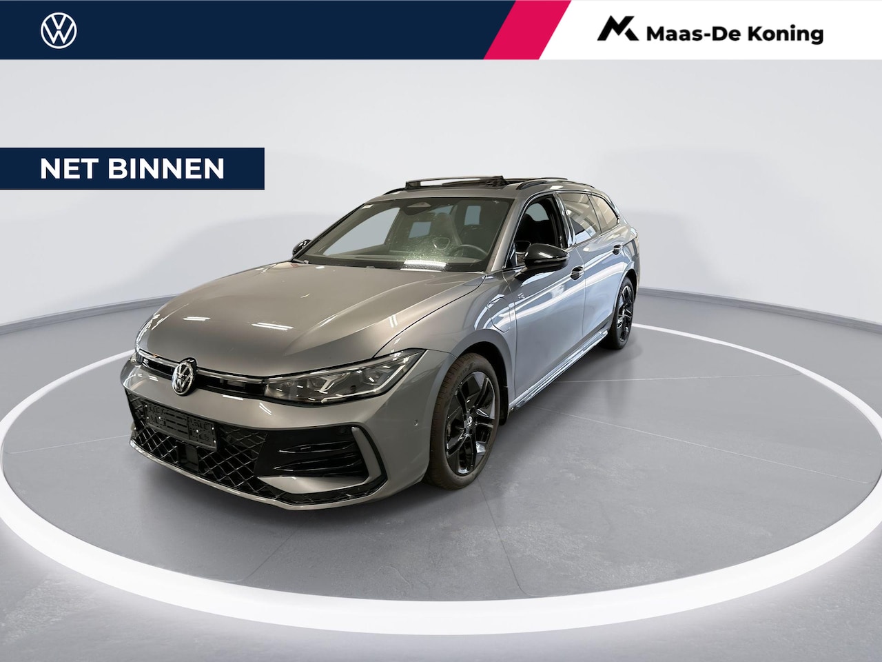 Volkswagen Passat Variant - 1.5 272pk DSG eHybrid R-Line Edition · Panoramadak · 360 Camera · Elek. trekhaak · Massage - AutoWereld.nl