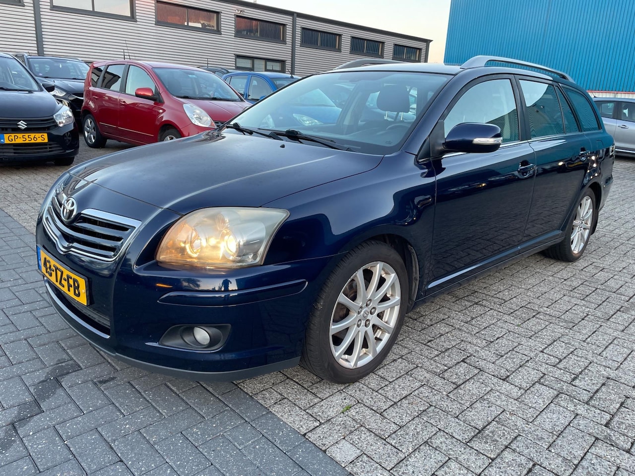 Toyota Avensis Wagon - 1.8 VVTi Luna 1.8 VVTi Luna - AutoWereld.nl