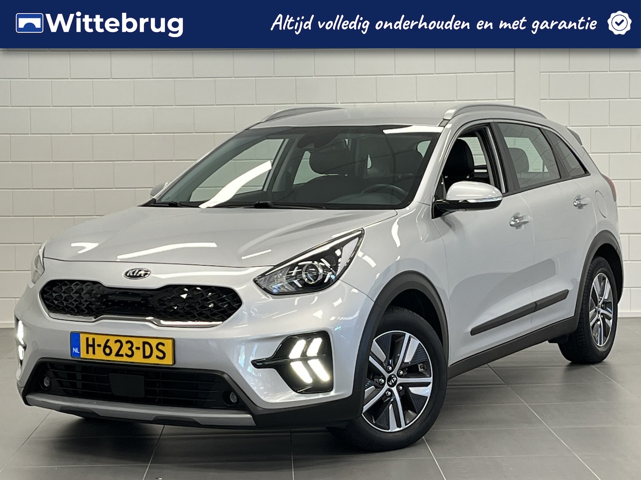 Kia Niro - 1.6 GDi Hybrid DynamicLine NAVIGATIE | CLIMATE CONTROL | ZUINIGE AUTO MET HOGE INSTAP - AutoWereld.nl