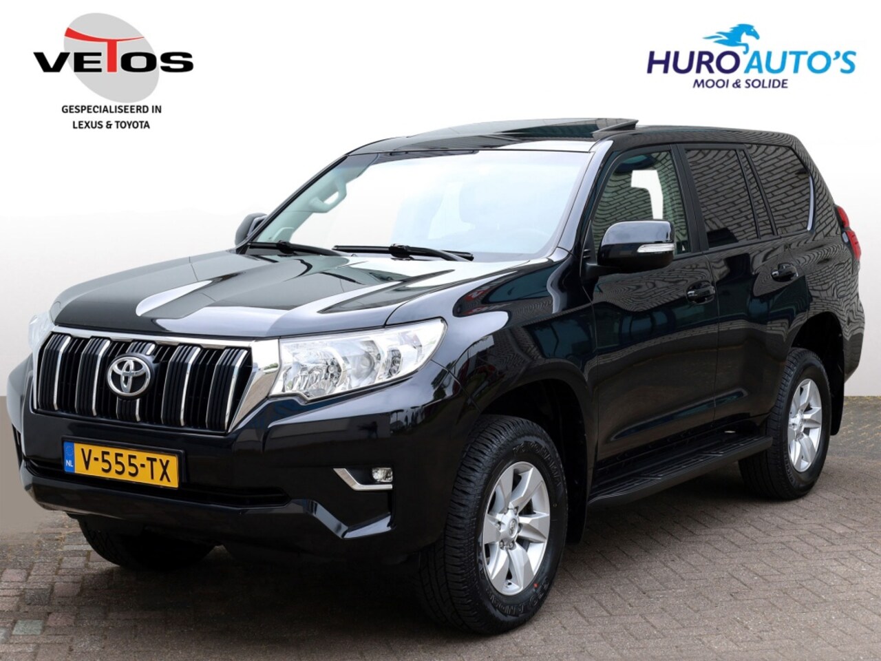 Toyota Land Cruiser - 2.8 D-4D Blind Van | Leder | 3500 kg Trekgewicht | Schuifdak - AutoWereld.nl