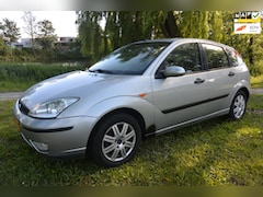Ford Focus - 1.6-16V Futura*airco*leer*navi*2de eigenaar