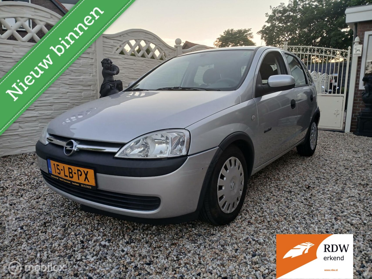 Opel Corsa - 1.2-16V airco nieuwe apk 5 deurs - AutoWereld.nl