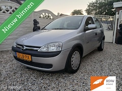Opel Corsa - 1.2-16V airco nieuwe apk 5 deurs