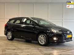 Ford Focus Wagon - 1.0 EcoBoost Titanium / 2014 / Leer / Stoelverwarming /