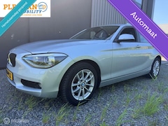 BMW 1-serie - 118i High Executive * Leder * Boekjes* 170 PK