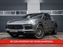 Porsche Cayenne Coupé - 3.0 E-Hybrid |Sport chrono|Matrix-LED| Pano |Trekhaak elektr. |Keyless |BOSE |