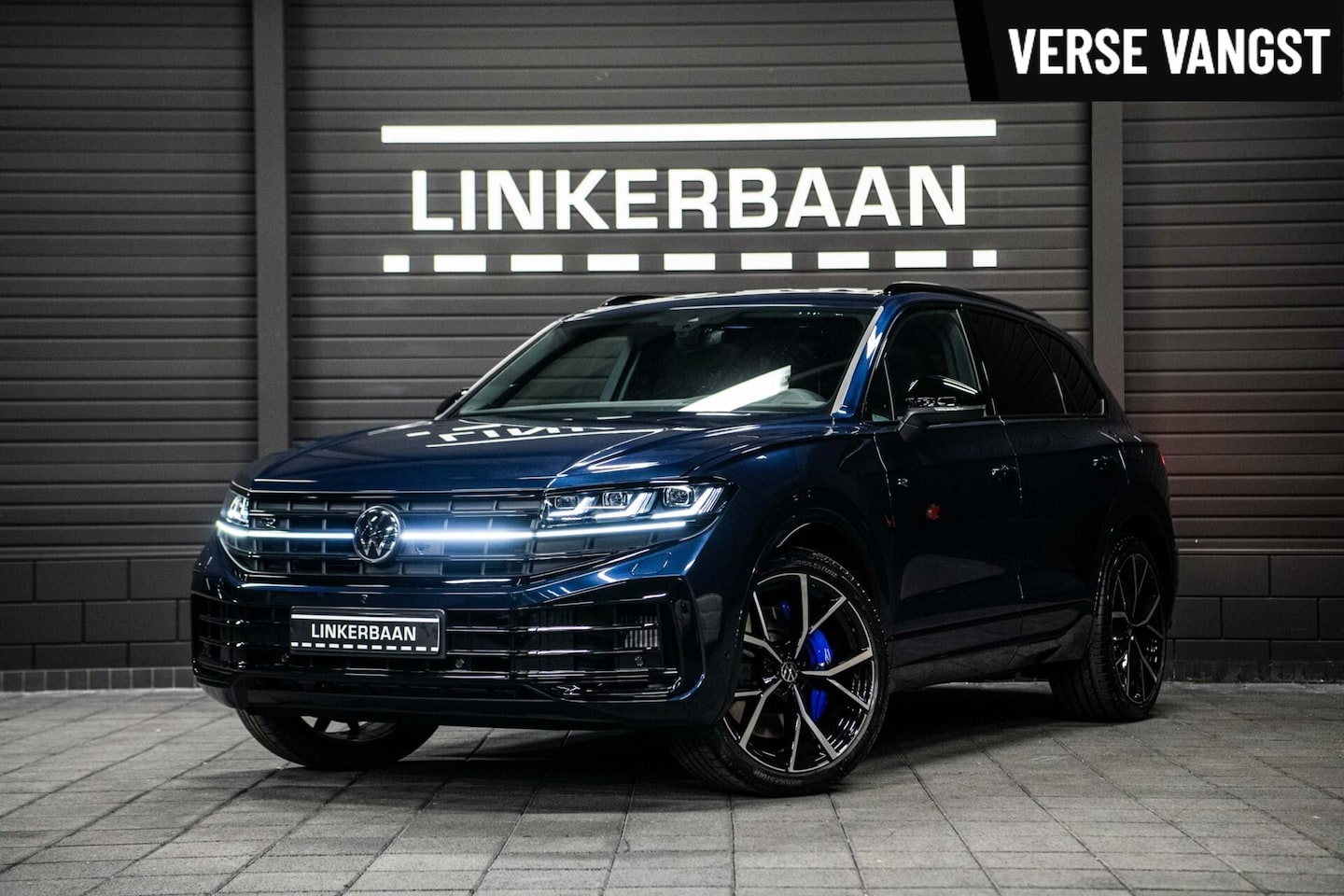 Volkswagen Touareg - R 3.0 TSi eHybrid 4MOTION | Nieuw | Alle opties | Panodak | Dynaudio | Massage | Trekhaak - AutoWereld.nl