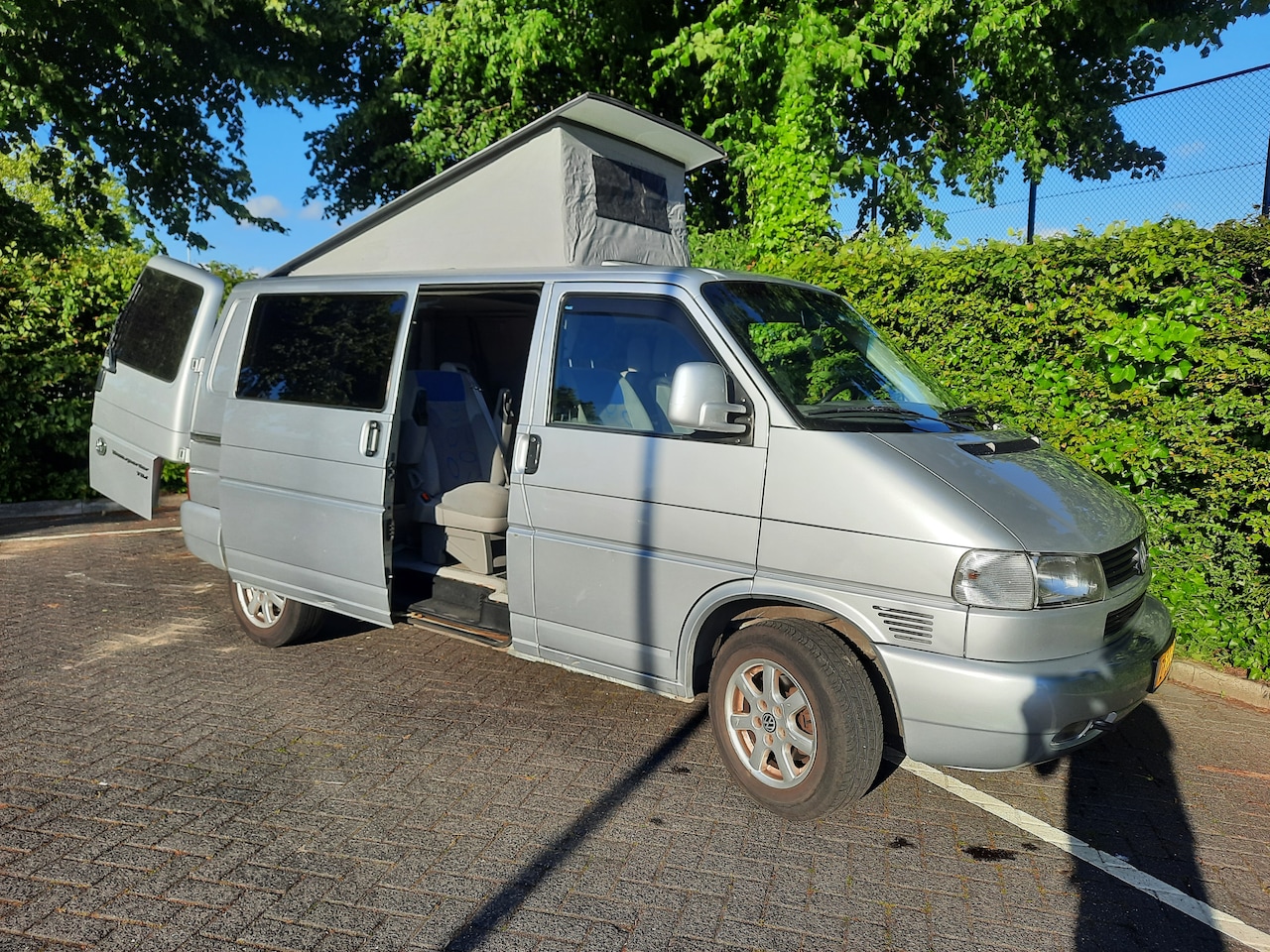 Volkswagen Transporter Multivan - Buscamper 2.5 TDI 75kw 102  pk - AutoWereld.nl