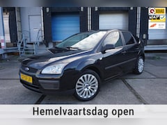 Ford Focus - 1.4-16V Ambiente