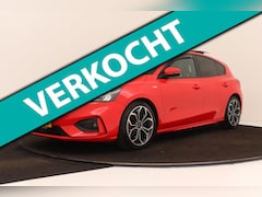 Ford Focus - 1.0 ST Line Business | Panoramadak | CarPlay | Camera | Stoel- en Stuurverwarming | B&O |