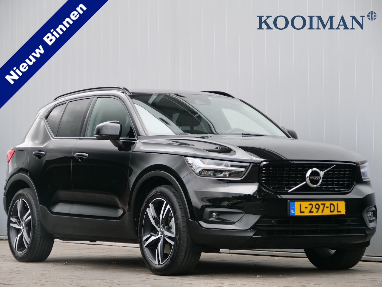 Volvo XC40 - 1.5 T4 Recharge 211pk R-Design Expression AUTOMAAT Harman-Kardon Sound / Leder / 19inch / - AutoWereld.nl