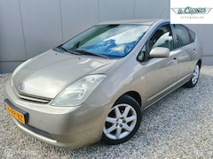 Toyota Prius - 1.5 VVT-i | hybrid | trekhaak | CRUISE control