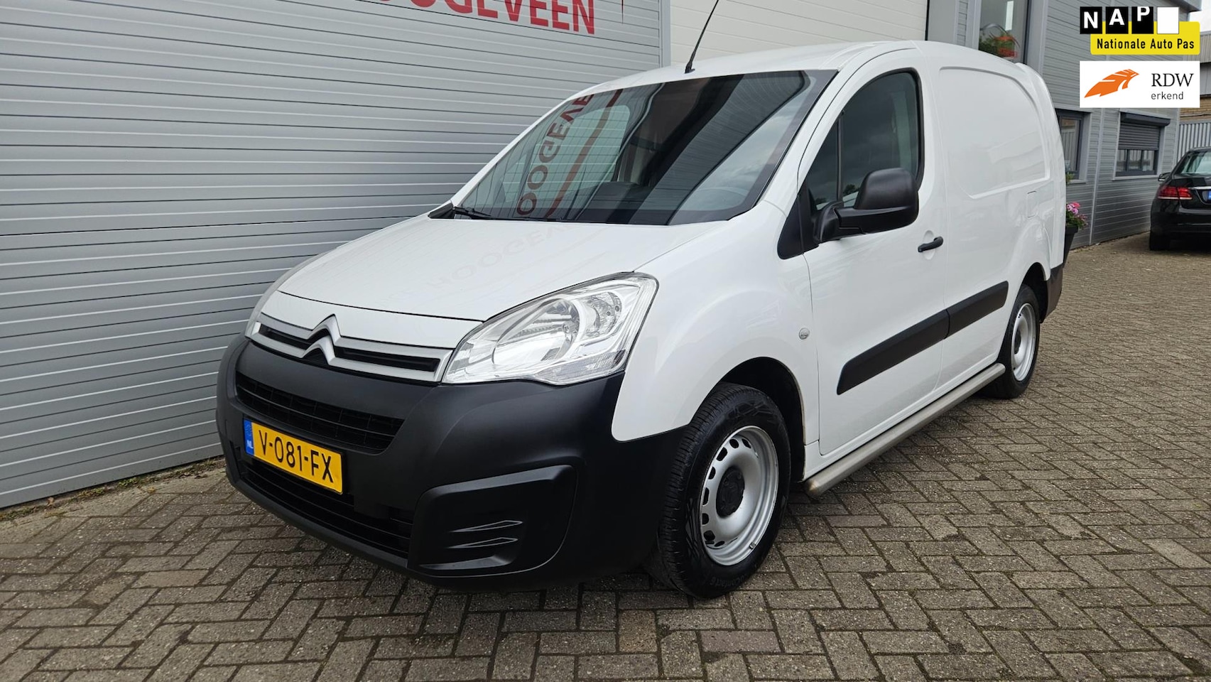 Citroën Berlingo XL - L2 1.6 BlueHDI 100 Comfort Economy S&S | Airco | lange uitvoering - AutoWereld.nl