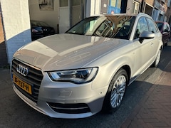 Audi A3 Sportback - 1.4 TFSI CoD Ambition Pro Line S AUTOMAAT Parkeerassist nette auto