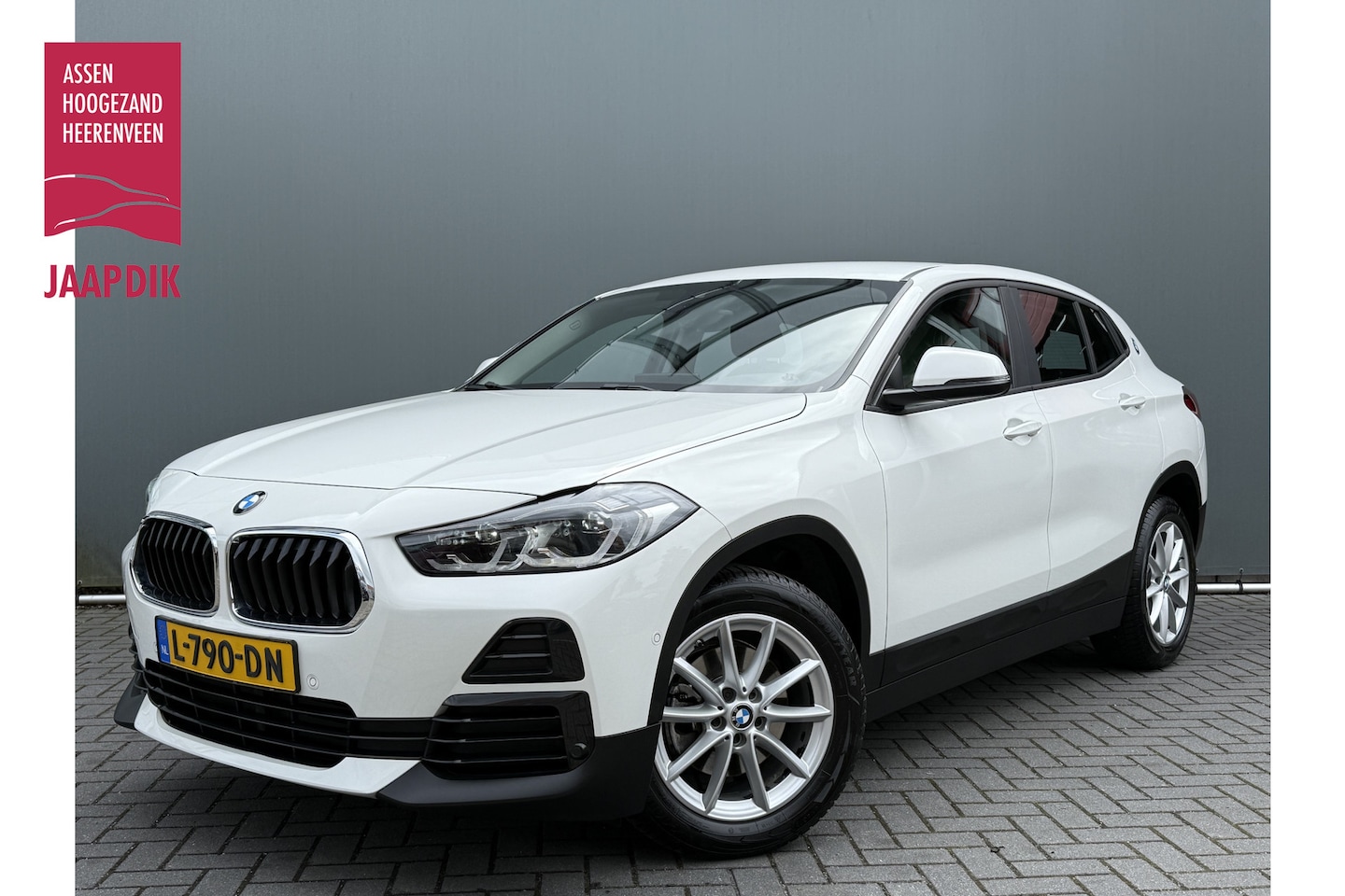 BMW X2 - BWJ 2021 sDrive18i 136 PK Business Edition AUTOMAAT / TREKHAAK / NAVI / CLIMA / CRUISE / E - AutoWereld.nl