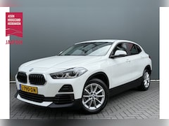 BMW X2 - BWJ 2021 sDrive18i 136 PK Business Edition AUTOMAAT / TREKHAAK / NAVI / CLIMA / CRUISE / E